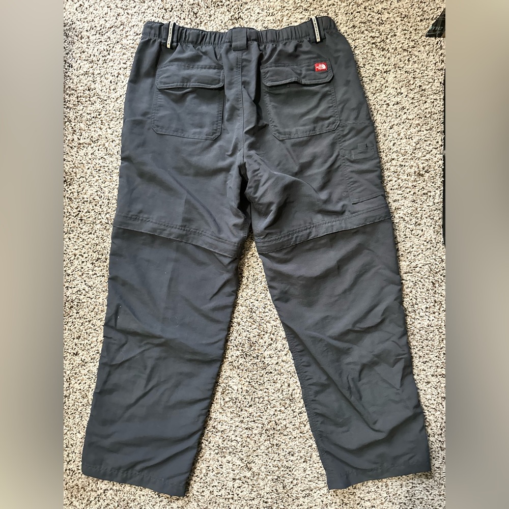 THE NORTH FACE Men's Convertible Pant Large w/ belt in Gray